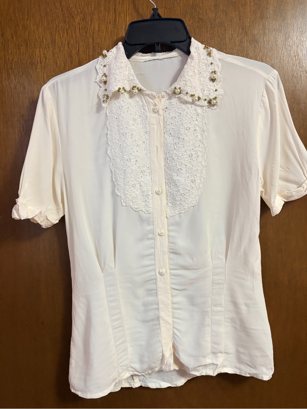 Vintage Cream Lace Collar Button-Front Blouse with beading and a cinched waist